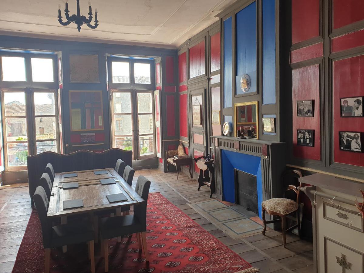 Le Chateau Châteauponsac Zewnętrze zdjęcie